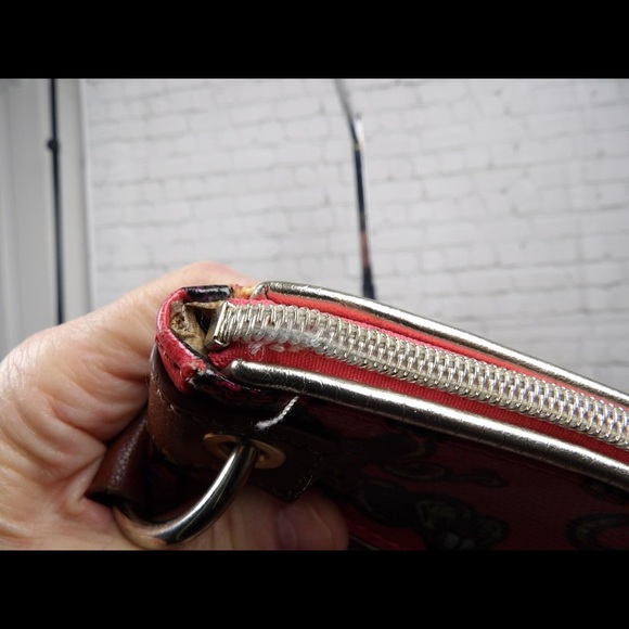 Sakroots crossbody - Picture 5 of 6